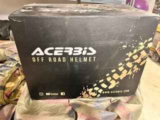 Casco y gafas nuevo