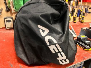 Casco y gafas nuevo