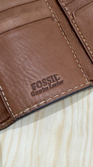Cartera de piel Fossil Marrón.