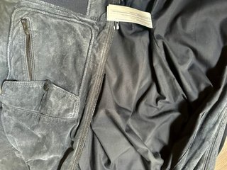 Chaqueta de piel azul marino