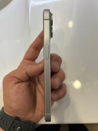 iPhone 15