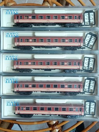 Kato 5000 Estrella Set 5 Coches