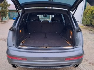 Audi Q7 sline plus
