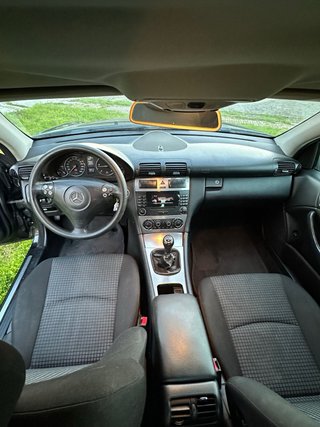 Mercedes-Benz Clase C 2005