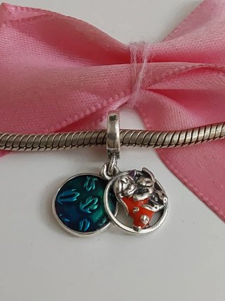 Charm en plata S 925.