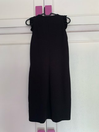 Vestido negro con volantes Mango