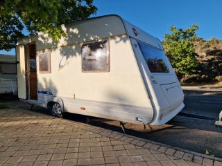 Caravana Burstner City 400 autonoma