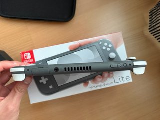 Nintendo Switch Lite Negra + Accesorios