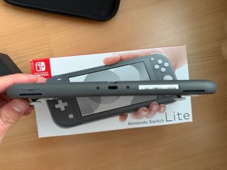 Nintendo Switch Lite Negra + Accesorios
