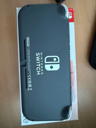 Nintendo Switch Lite Negra + Accesorios