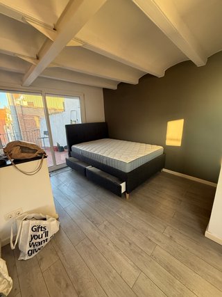Cama con 4 cajones y colchón