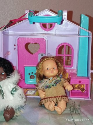 Barriguitas casita y 3 muñecas