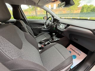 Opel Crossland X 2017