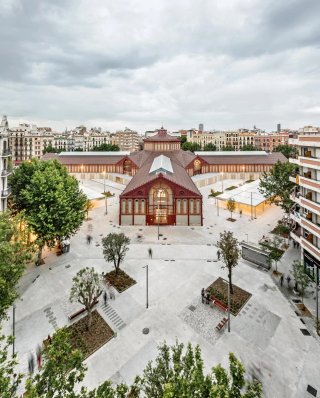 TRASPASO NEGOCIO LAMPISTERIA EN ST. ANTONI 67M²