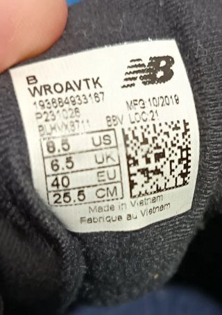 Zapatillas New Balance Negras y Grises