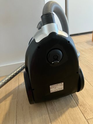 Aspiradora Rowenta Compact Power XXL