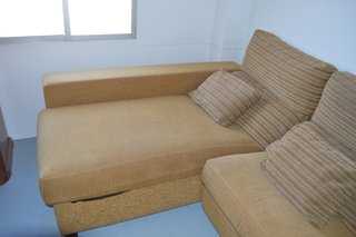 Sofá 2 plazas + cheslong beige/marrón