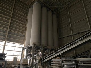 Batería 8 depósitos de 80.000 litros. En Portugal