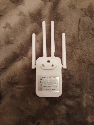 Repetidor WiFi 300Mbps con 3 Antenas