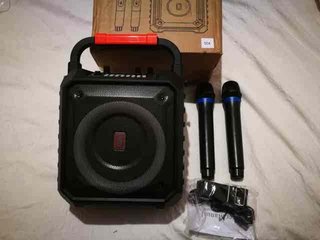 Altavoz Karaoke Portátil con Micrófonos