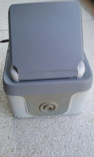 10 Enchufes Exteriores Legrand