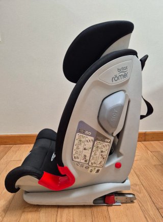 Britax Römer Advansafix III Sict Grupo 1-3