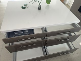 Muebles cocina + encimera Silestone con isla