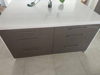 Muebles cocina + encimera Silestone con isla