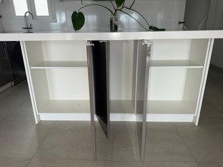 Muebles cocina + encimera Silestone con isla