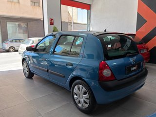 Renault Clio 2002