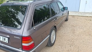 Mercedes-Benz Clase E300 TE1993