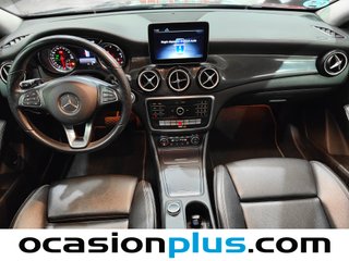 Mercedes-Benz CLA Shooting Brake 200 d 100 kW (136 CV)