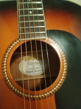 Guitarra electro Acústica Washburn Dreadnought