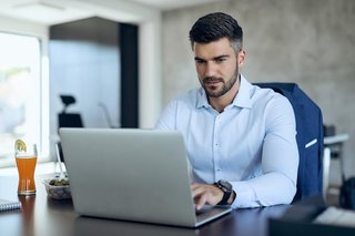 Oferta de empleo - Compraventa de vehículos.