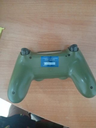 PS4 Slim 1TB Edición Limitada Camuflaje y mando