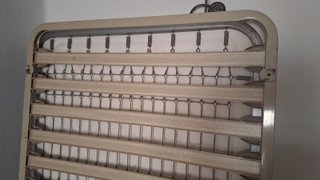 Estructura metálica cama plateada