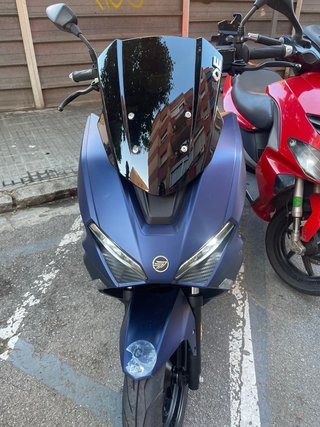 Moto Scooter 125cc 2024 Azul con mando adistancia