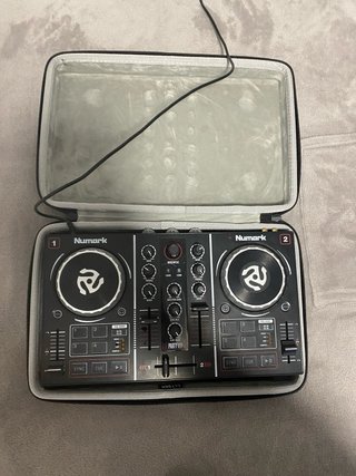 Numark Party Mix DJ Controller