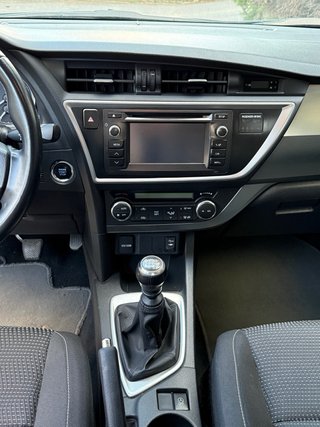 Toyota Auris 2013