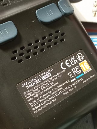 Neogeo Super Pocket Edición everdrive