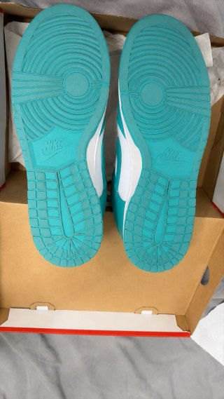 Nike Dunk Low Verde y Blanco