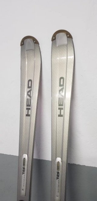 Sci HEAD Cyber X50 con attacchi