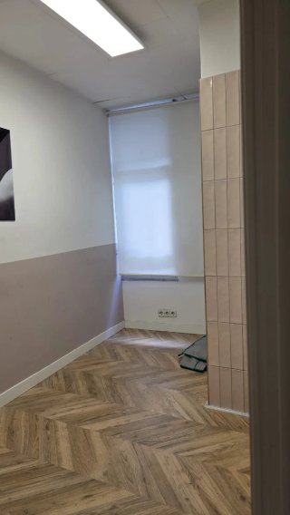 Oficina de unos 48 M2.