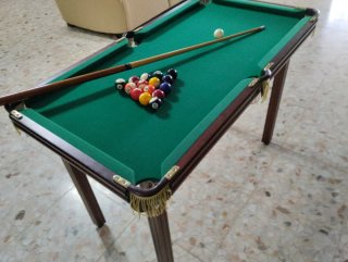 Mesa de billar para niño