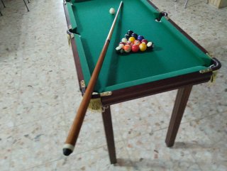 Mesa de billar para niño