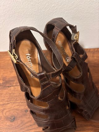 Tacones Marrones con Plataforma