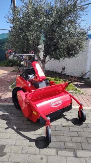 Roteco TT70 Desbrozadora Motor Honda