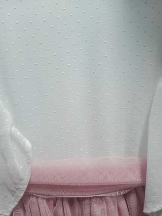 Vestido de niña rosa y blanco