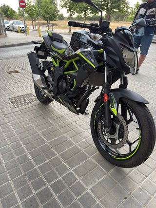 Kawasaki Z125 ABS 2020 Negra/Verde