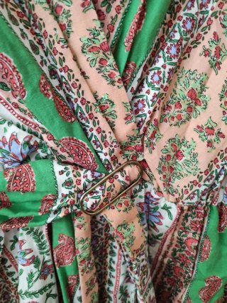 Mono Zara estampado verde y multicolor